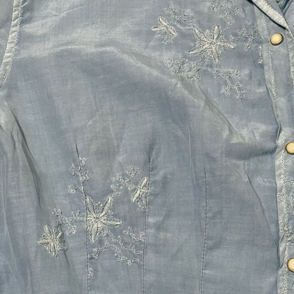 Ryan Michael Western Shirt Women Small Blue Silk Blend Embroidered Pearl Snap - Picture 10 of 11